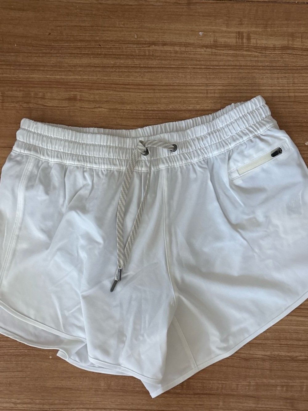 Vuori White Athletic Drawstring Performance Shorts